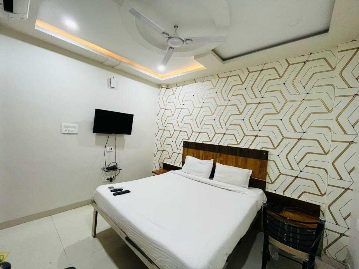 Oyo 88521 Hotel Swagstay Indore Exterior photo